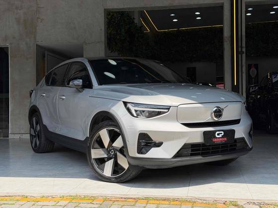 VOLVO C40 P8 RECHARGE TWIN ELECTRIC ULTIMATE AWD
